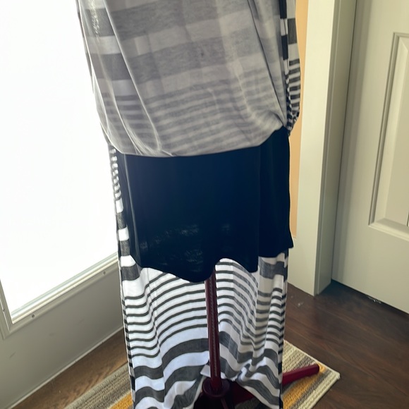 Rue21 Black and White Striped Maxi Dress - Picture 4 of 7